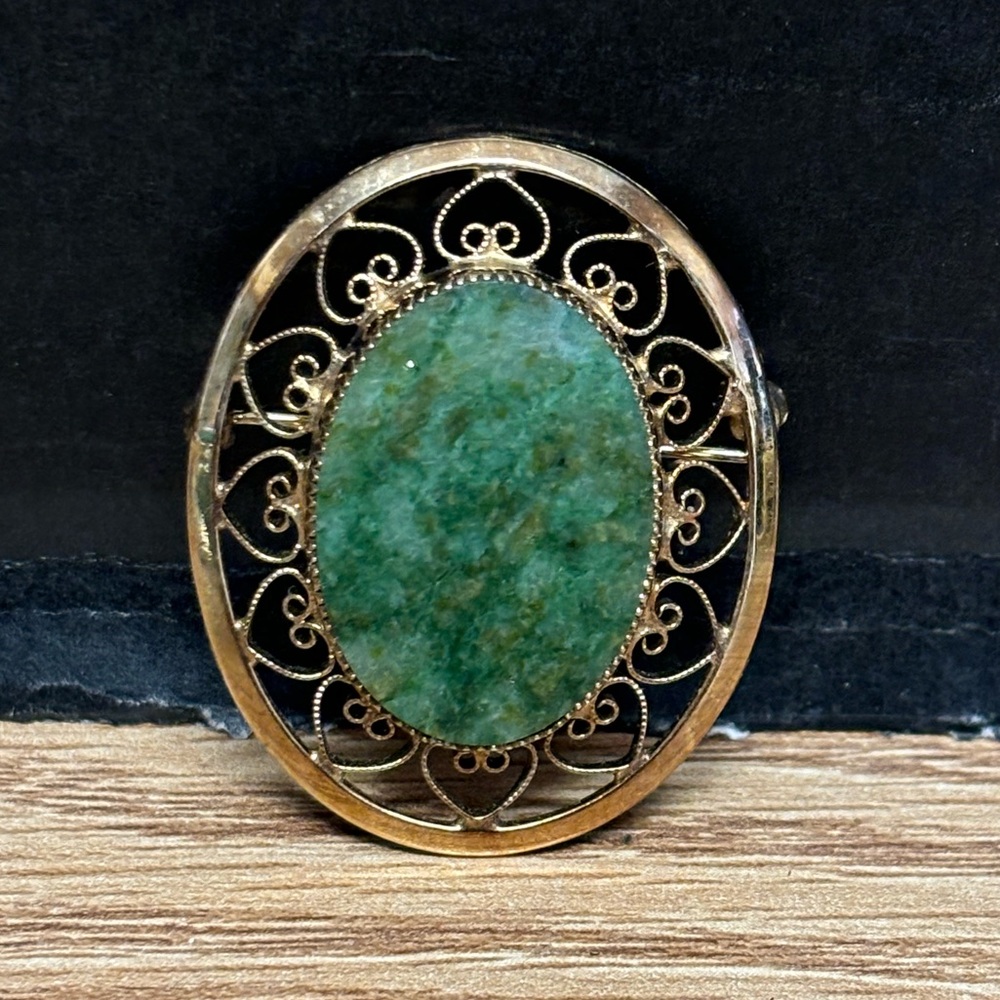 Vintage Signed 12K GF Jade Marble Filigree Pin #4373